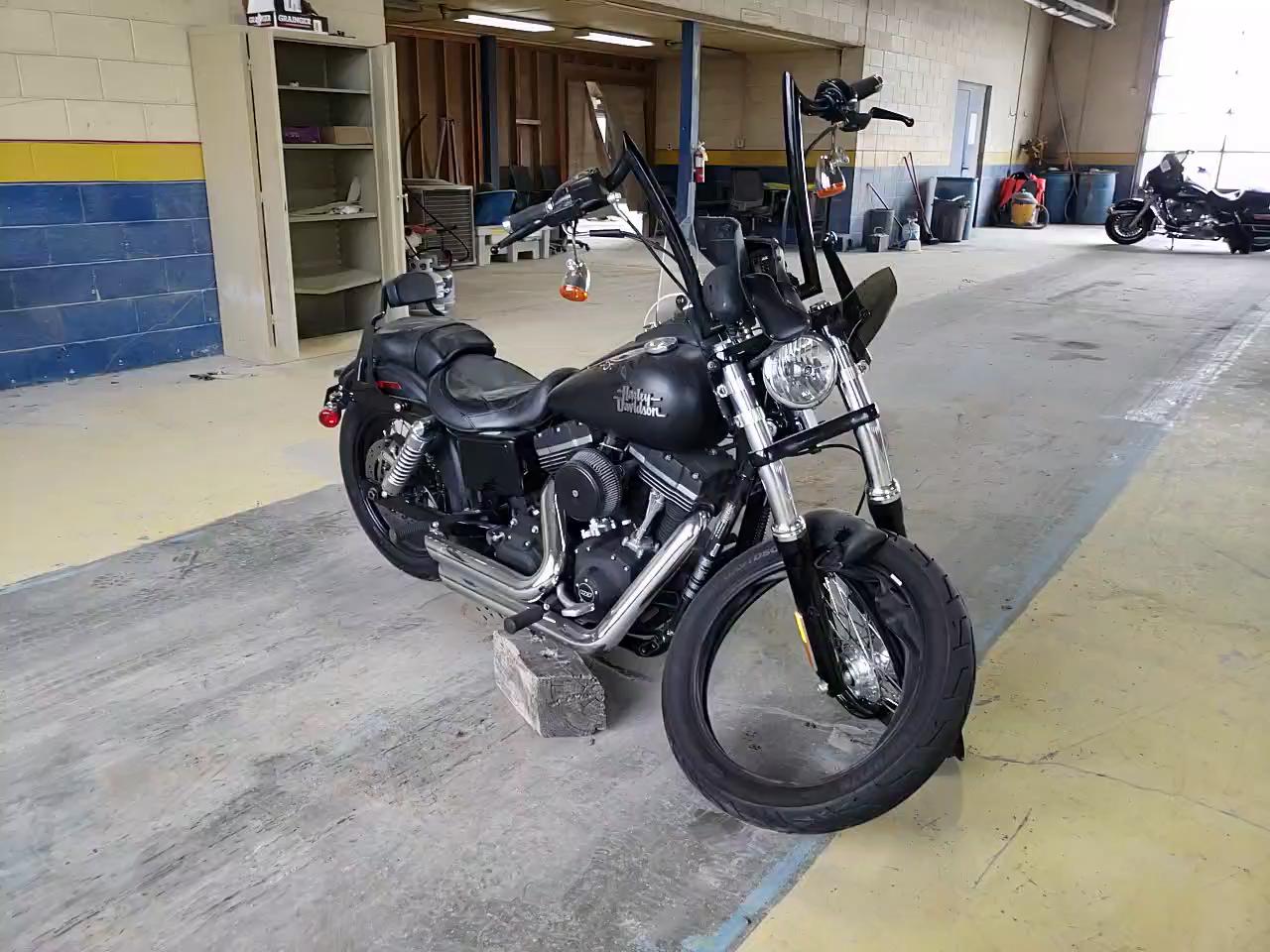 2015 HARLEY-DAVIDSON FXDB DYNA 1HD1GXM12FC317294