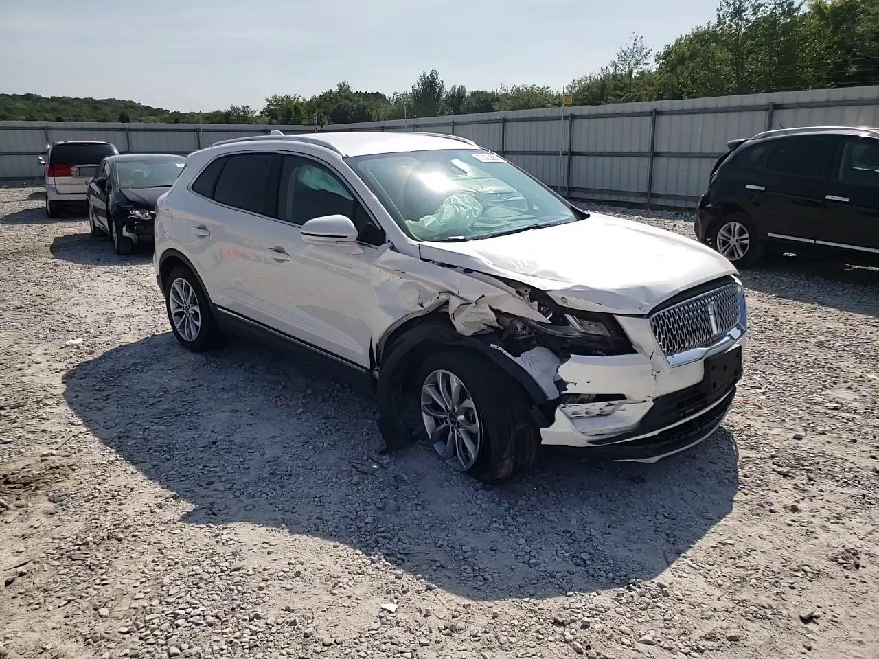 2019 LINCOLN MKC SELECT 5LMCJ2D99KUL42940