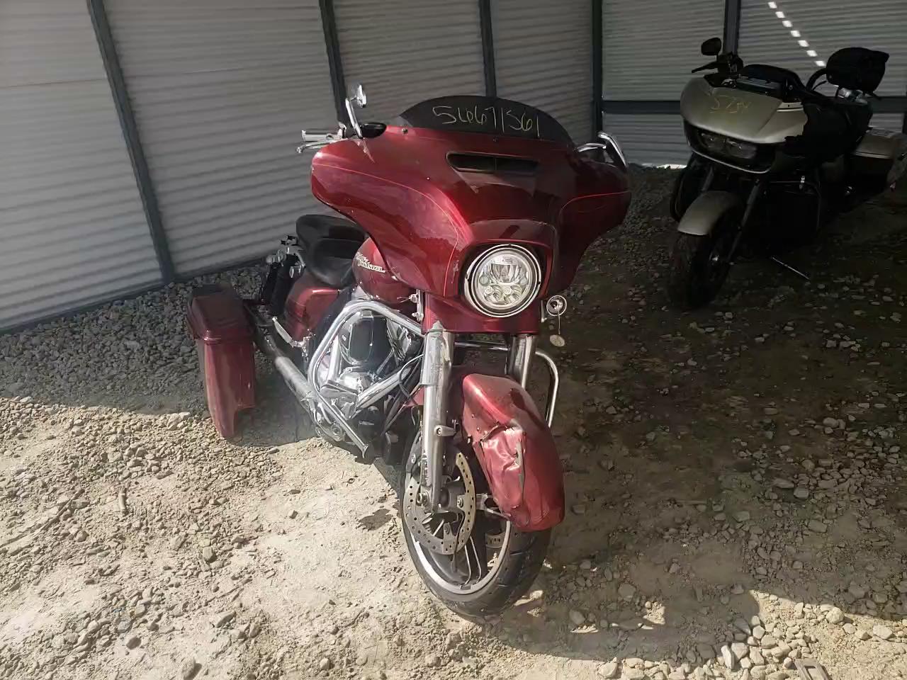 2016 HARLEY-DAVIDSON FLHXS STRE 1HD1KRM1XGB634189