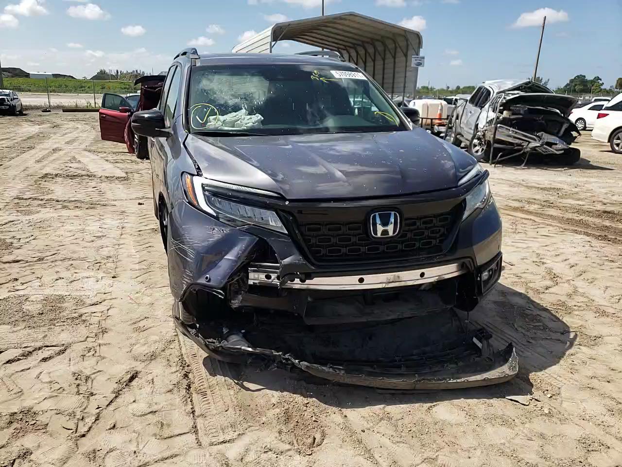 2019 HONDA PASSPORT T 5FNYF7H97KB011739