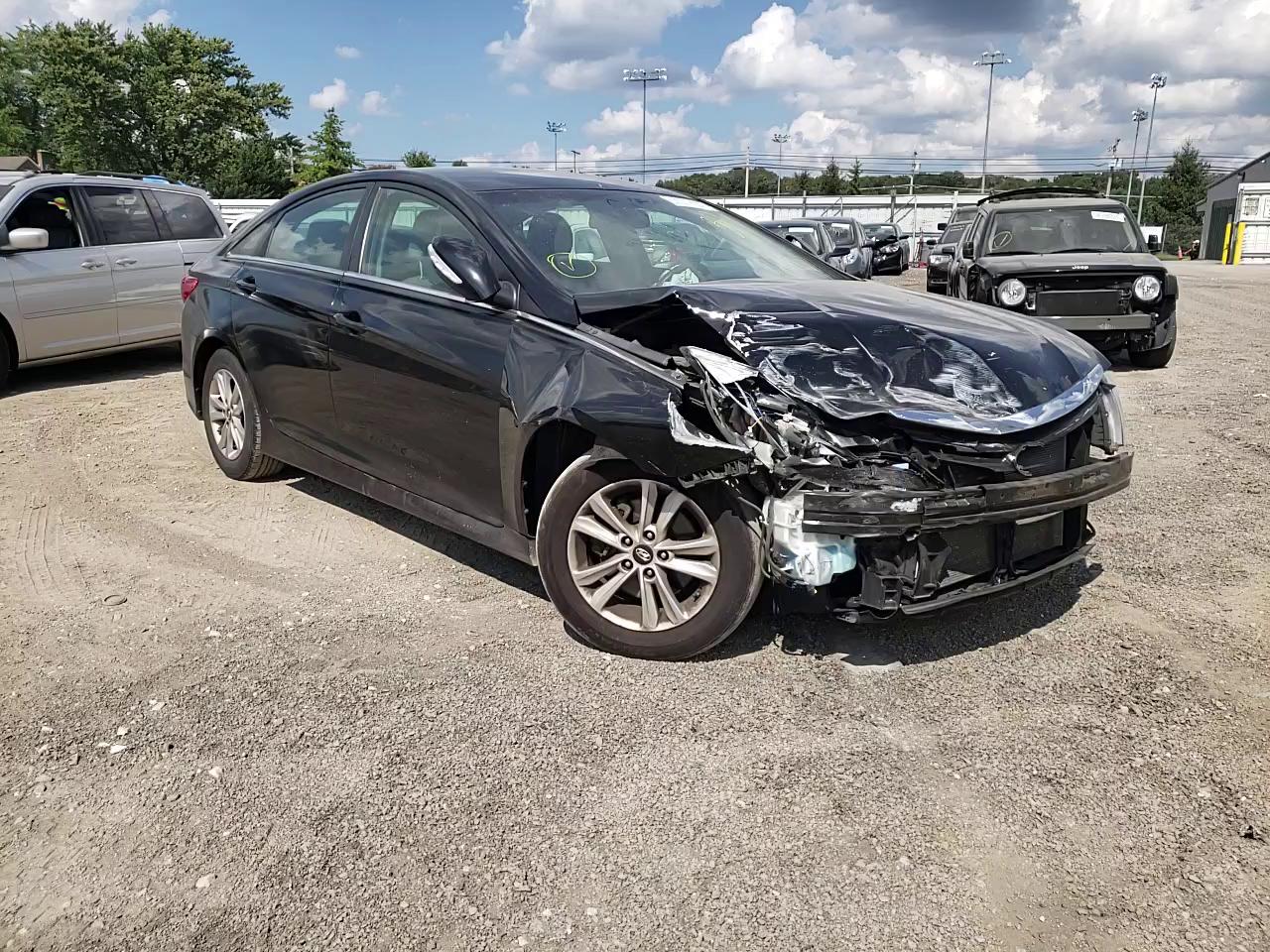 2014 HYUNDAI SONATA GLS 5NPEB4AC3EH947804