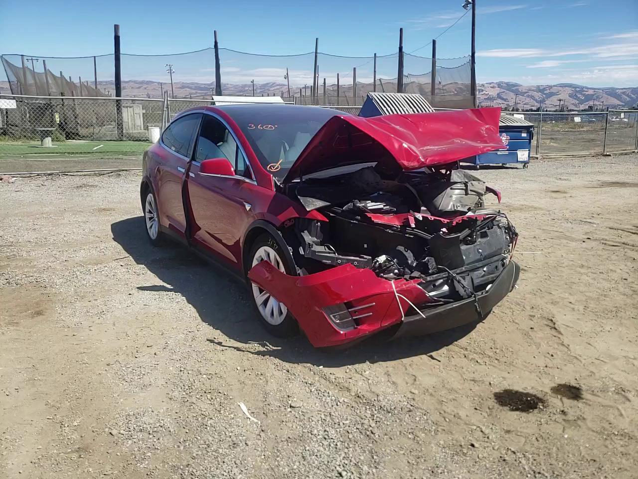 2018 TESLA MODEL X 5YJXCBE25JF100870