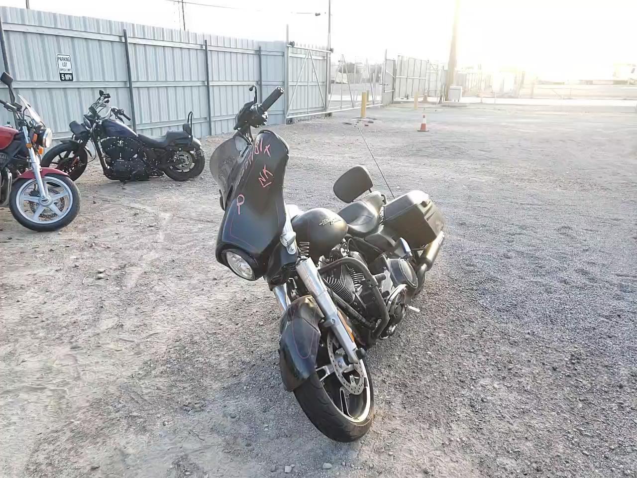2015 HARLEY-DAVIDSON FLHXS STRE 1HD1KRM19FB679624