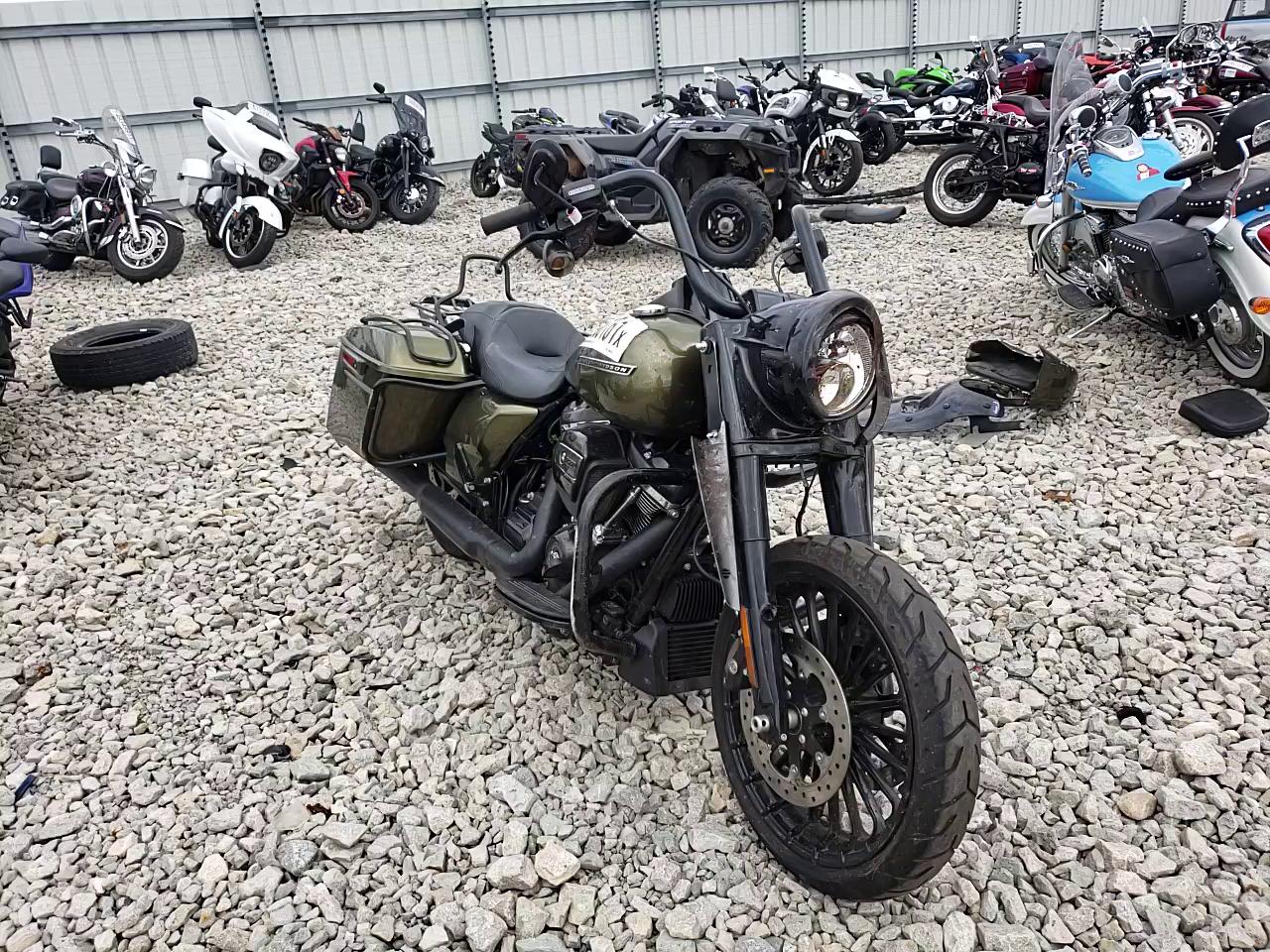 2018 HARLEY-DAVIDSON FLHRXS 1HD1KVC18JB604223