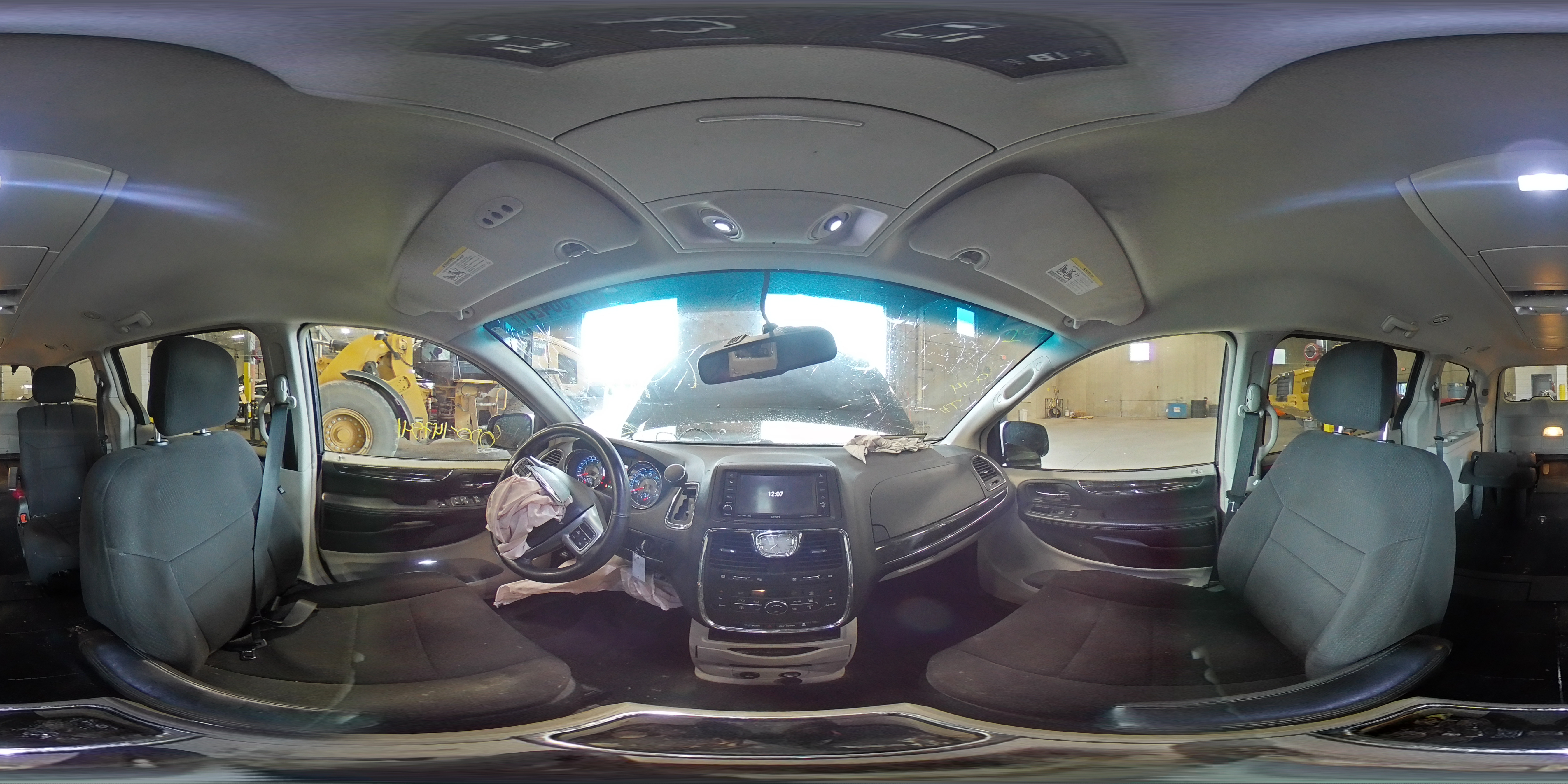 2011 CHRYSLER TOWN AND C 2A4RR5DGXBR667033