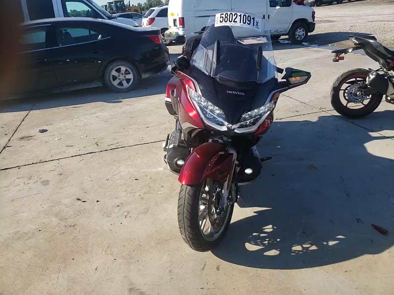 2021 HONDA GL1800 D JH2SC7957MK300076