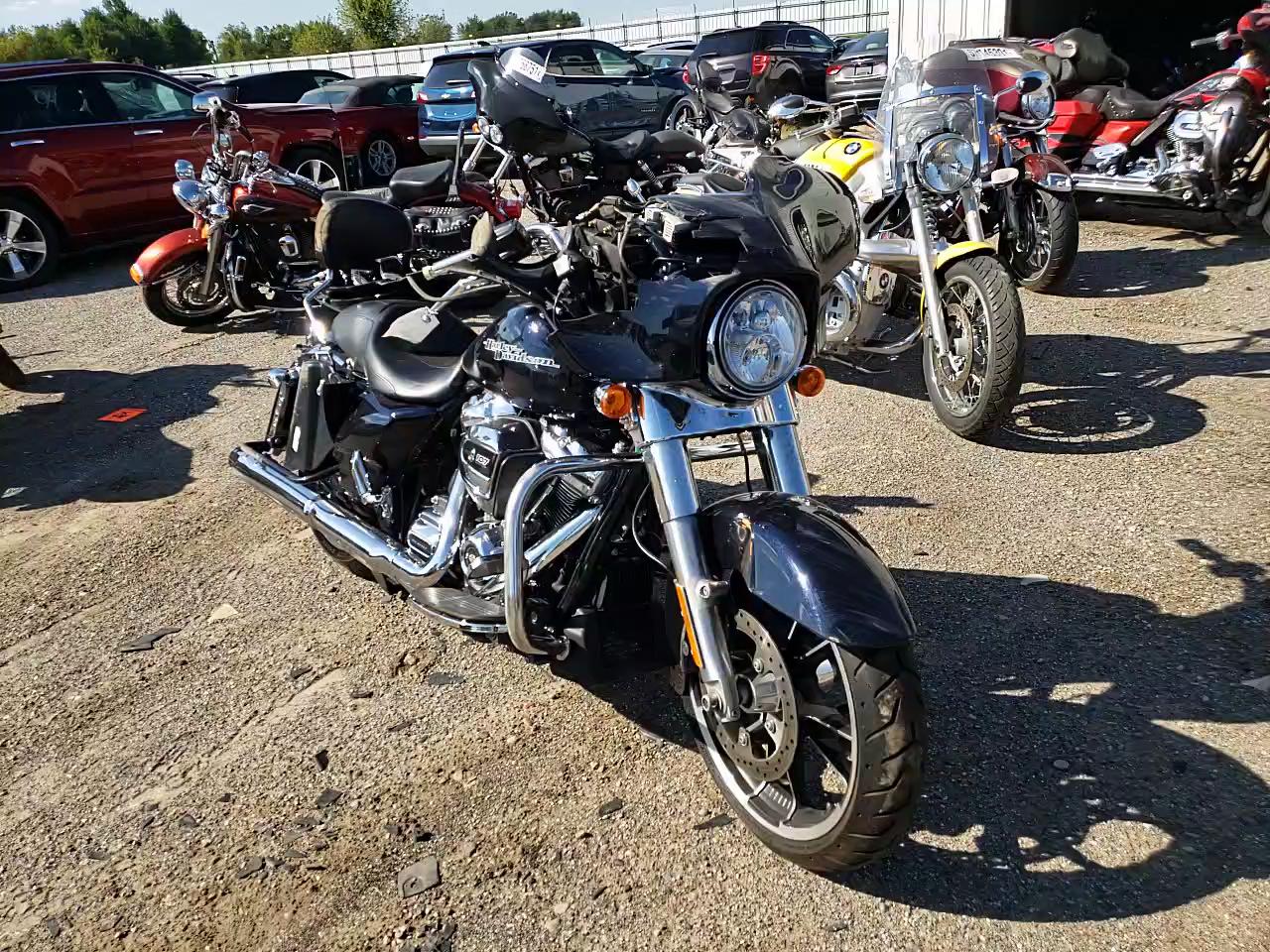 2019 HARLEY-DAVIDSON FLHX 1HD1KBC14KB647652