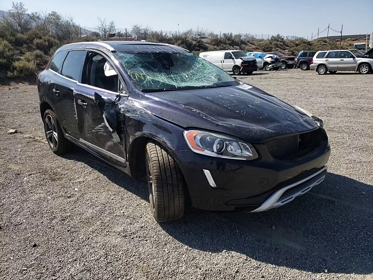 2017 VOLVO XC60 T6 DY YV449MRR9H2031051