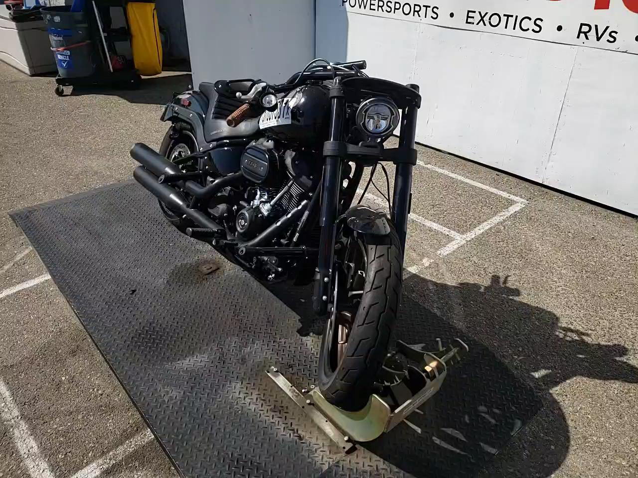 2020 HARLEY-DAVIDSON FXLRS 1HD1YWK23LB030096