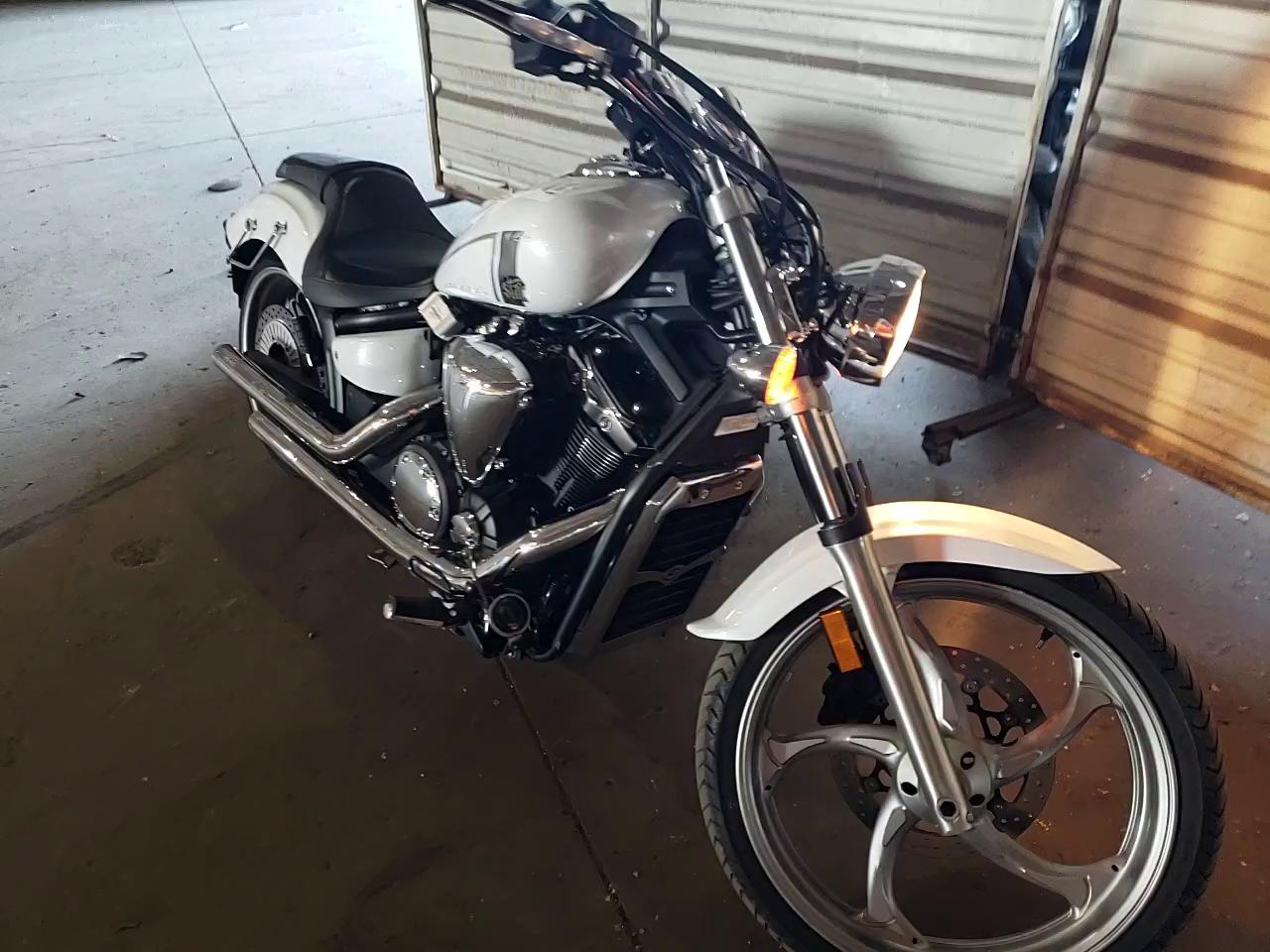 2013 YAMAHA XVS1300 CU JYAVP33E7DA008134