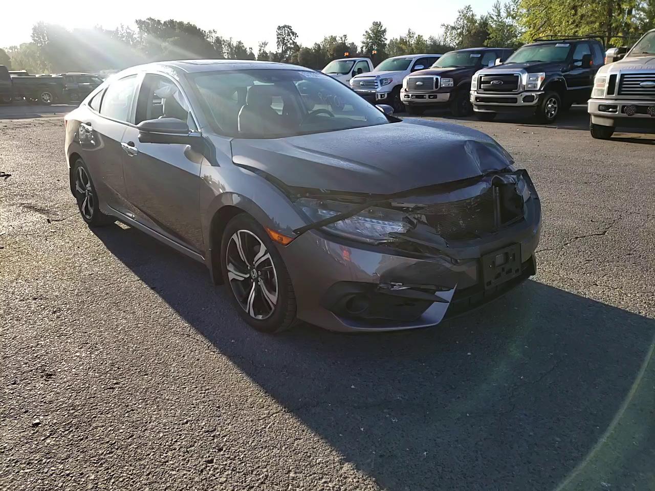 2016 HONDA CIVIC TOUR 19XFC1F92GE211750