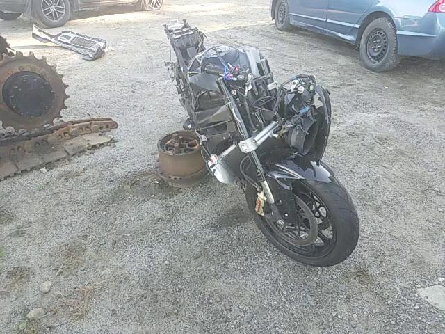 2014 SUZUKI GSX-R1000 JS1GT78A5E2100371