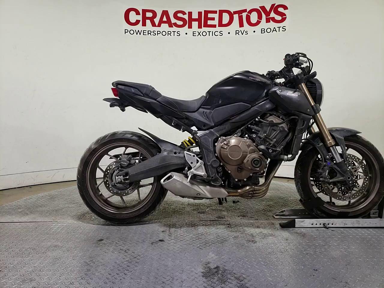 2019 HONDA CB650 RA MLHRH0257K5000153