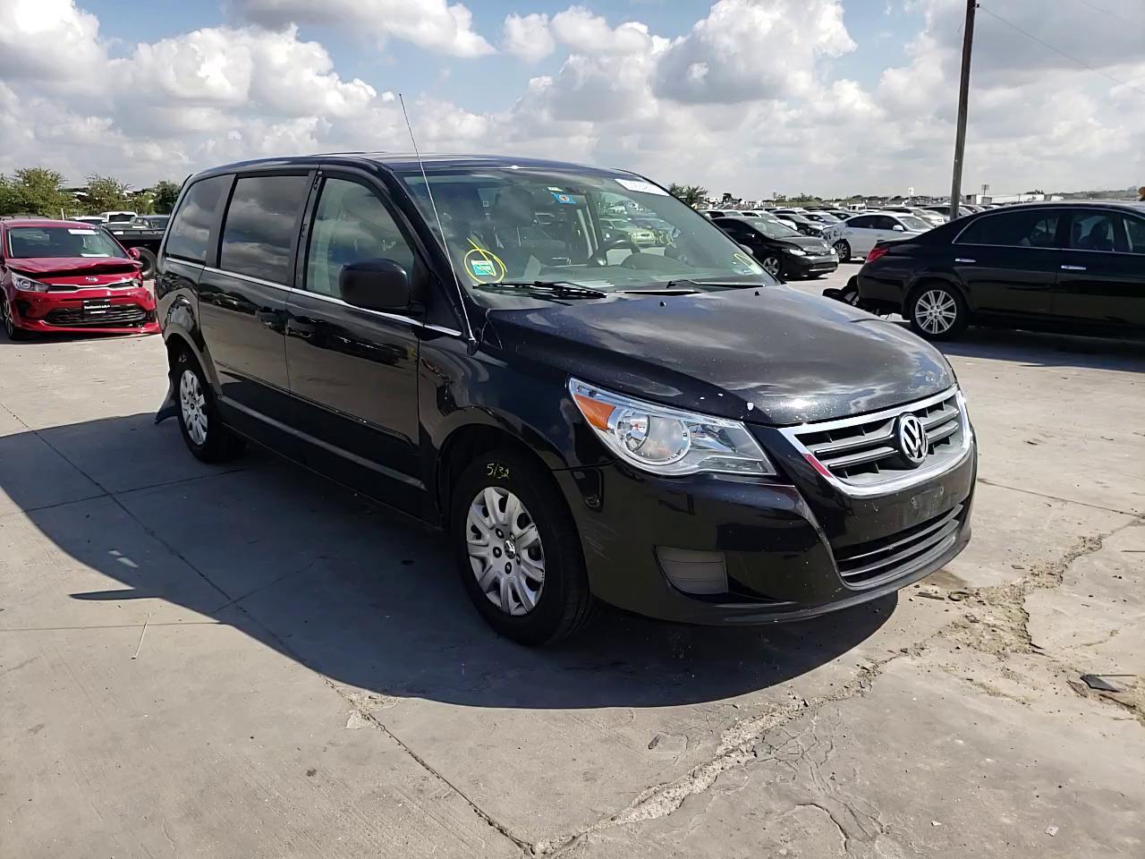 2013 VOLKSWAGEN ROUTAN 2C4RVAAG7DR725410