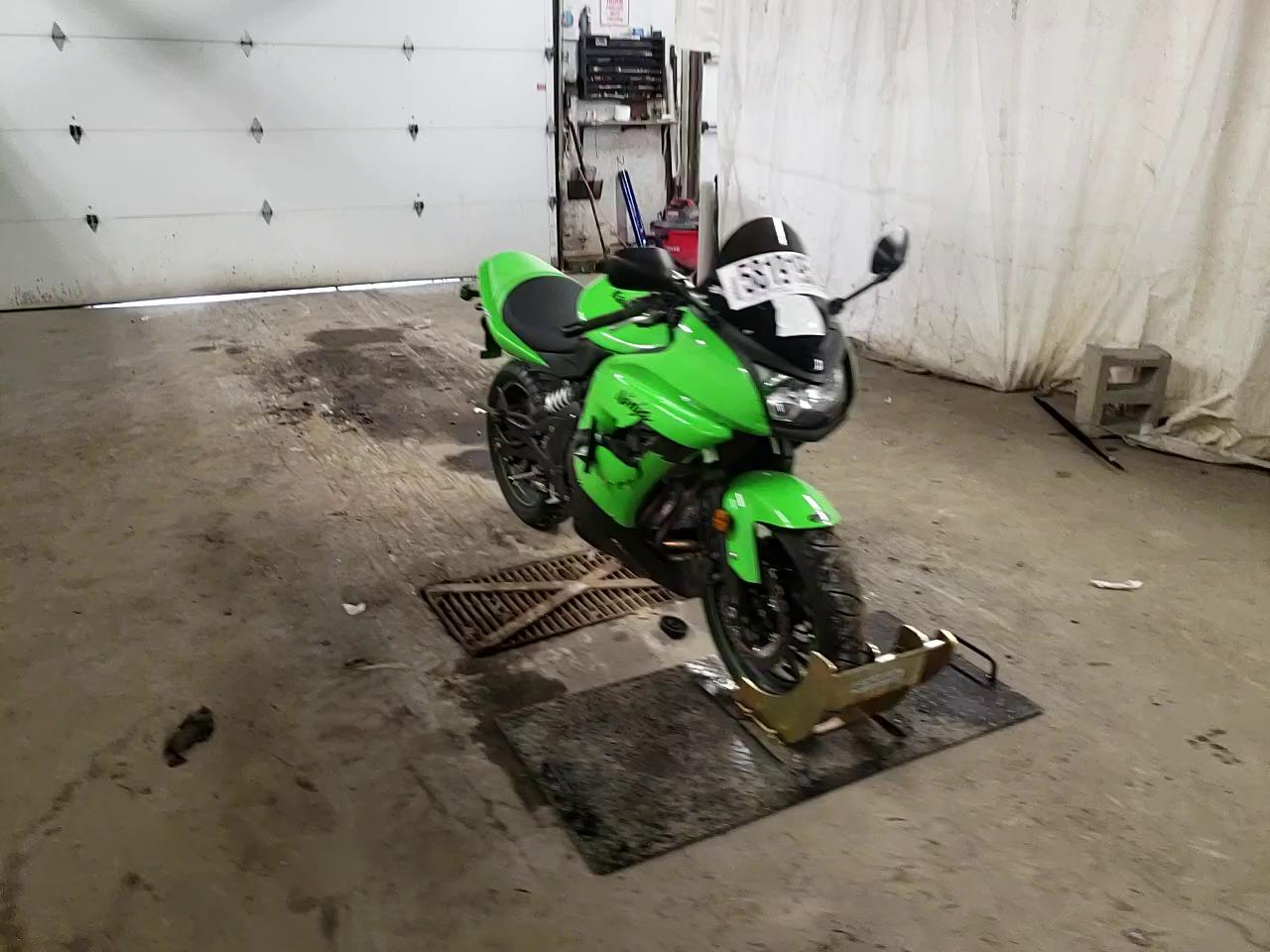 2008 KAWASAKI EX650 A JKAEXEA188A038775