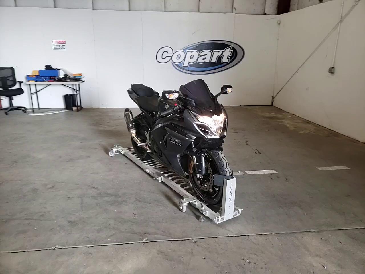 2013 SUZUKI GSX-R1000 JS1GT78A9D2102946