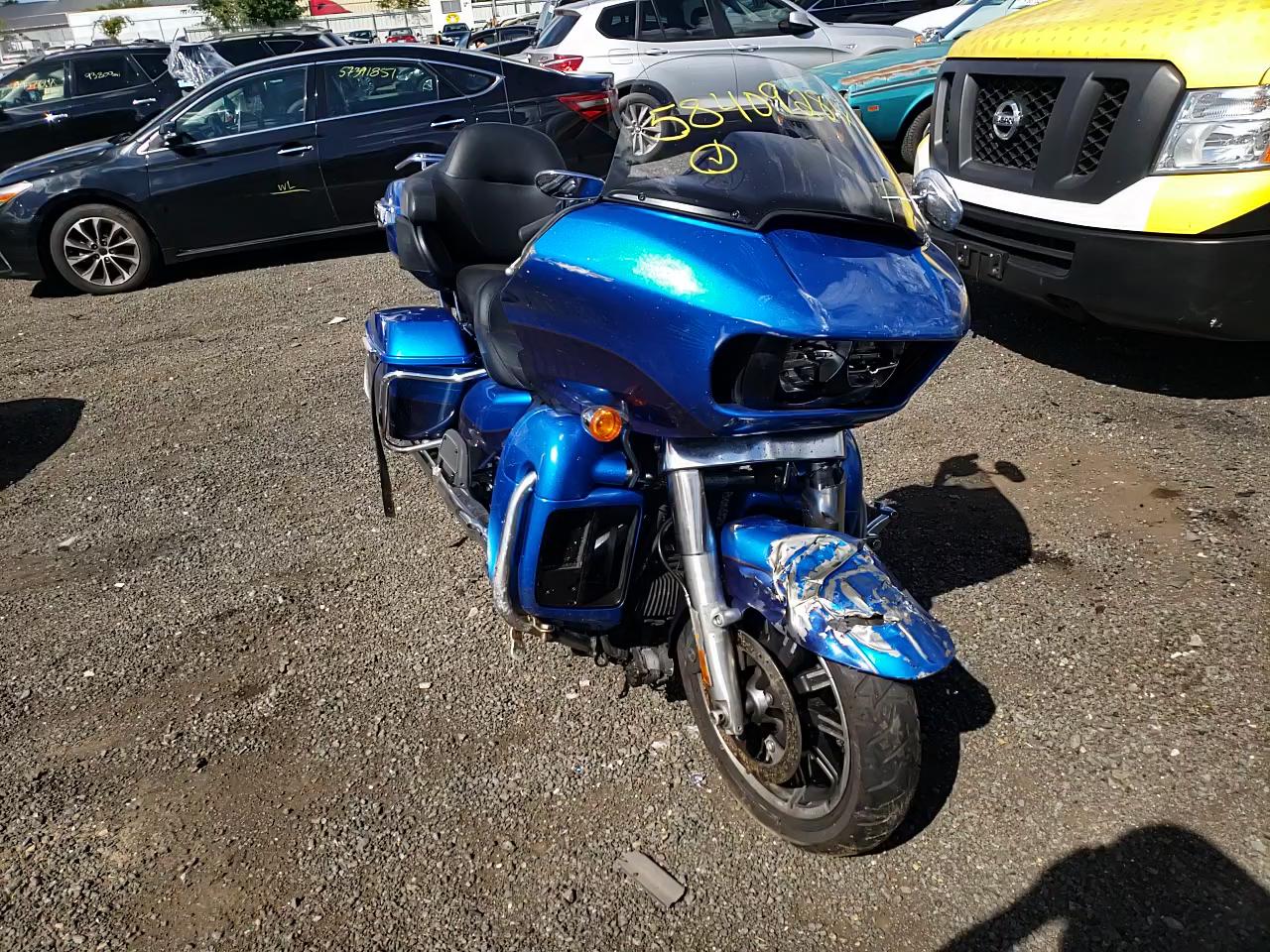 2017 HARLEY-DAVIDSON FLTRU 1HD1KGD19HB663348