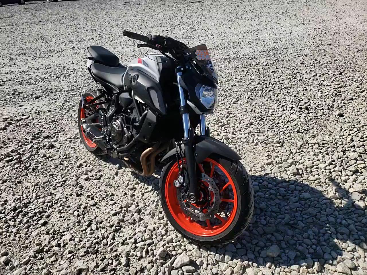 2019 YAMAHA MT07 JYARM27E2KA003385