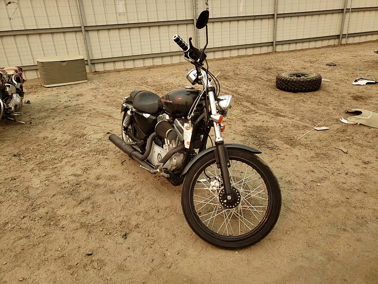 2007 HARLEY-DAVIDSON XL883 C 1HD4CP2307K420637