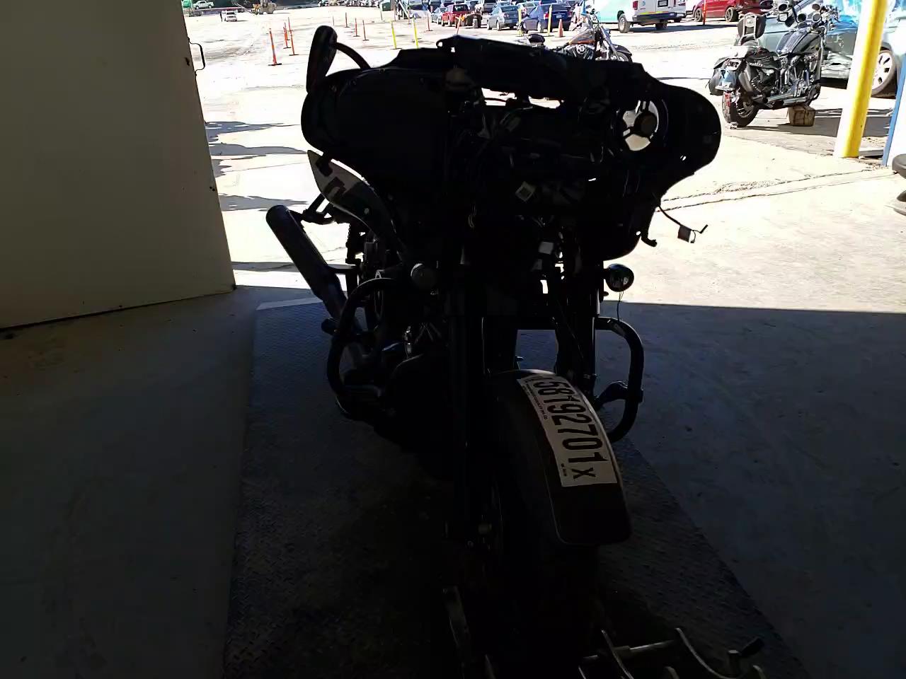2019 HARLEY-DAVIDSON FLHXS 1HD1KRP12KB638709