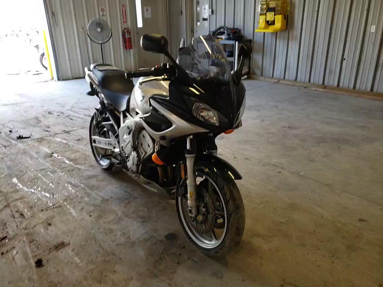 2004 YAMAHA FZ6 S JYARJ08E94A001793