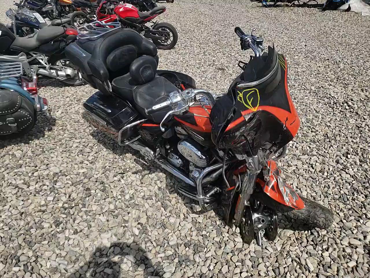 2007 HARLEY-DAVIDSON FLHTCUSE 1HD1PR8137Y950770