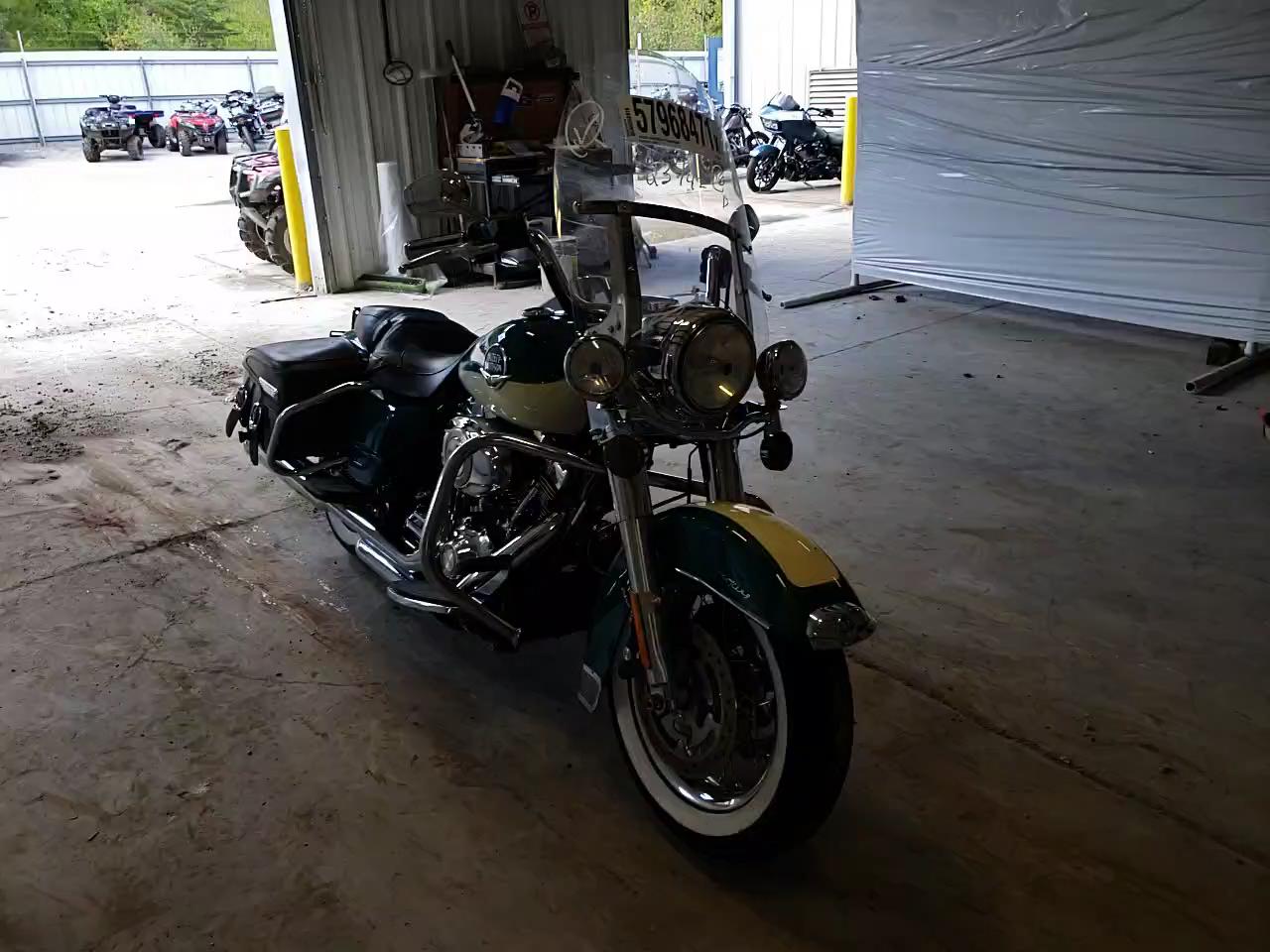 2009 HARLEY-DAVIDSON FLHRC 1HD1FR4179Y664593