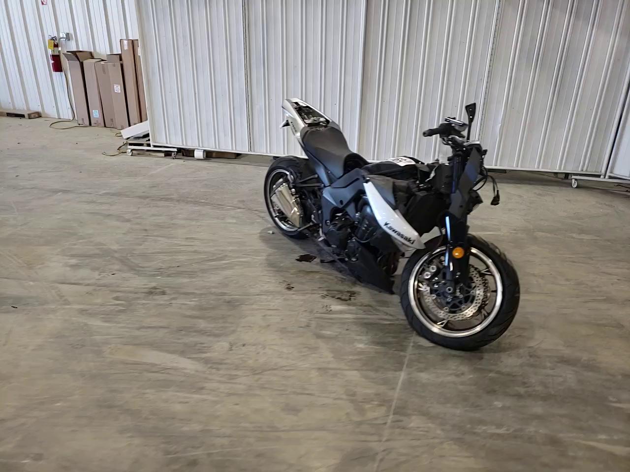 2010 KAWASAKI ZR1000 D JKAZRCD13AA000677