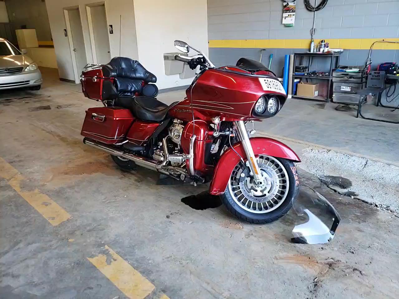 2013 HARLEY-DAVIDSON FLTRU ROAD 1HD1KGM15DB605330