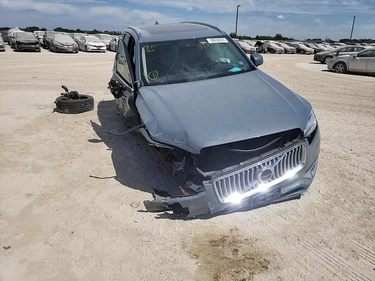 2020 VOLVO XC90 T6 IN YV4A221L1L1538530