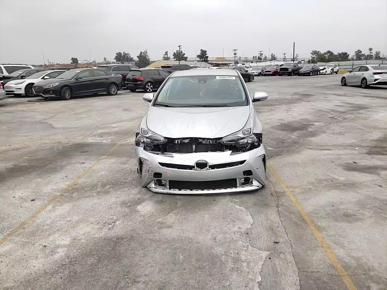 2021 TOYOTA PRIUS SPEC JTDKAMFU6M3150528