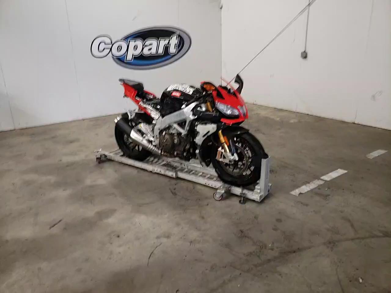 2010 APRILIA RSV4 R-FAC ZD4RKC000AS000092