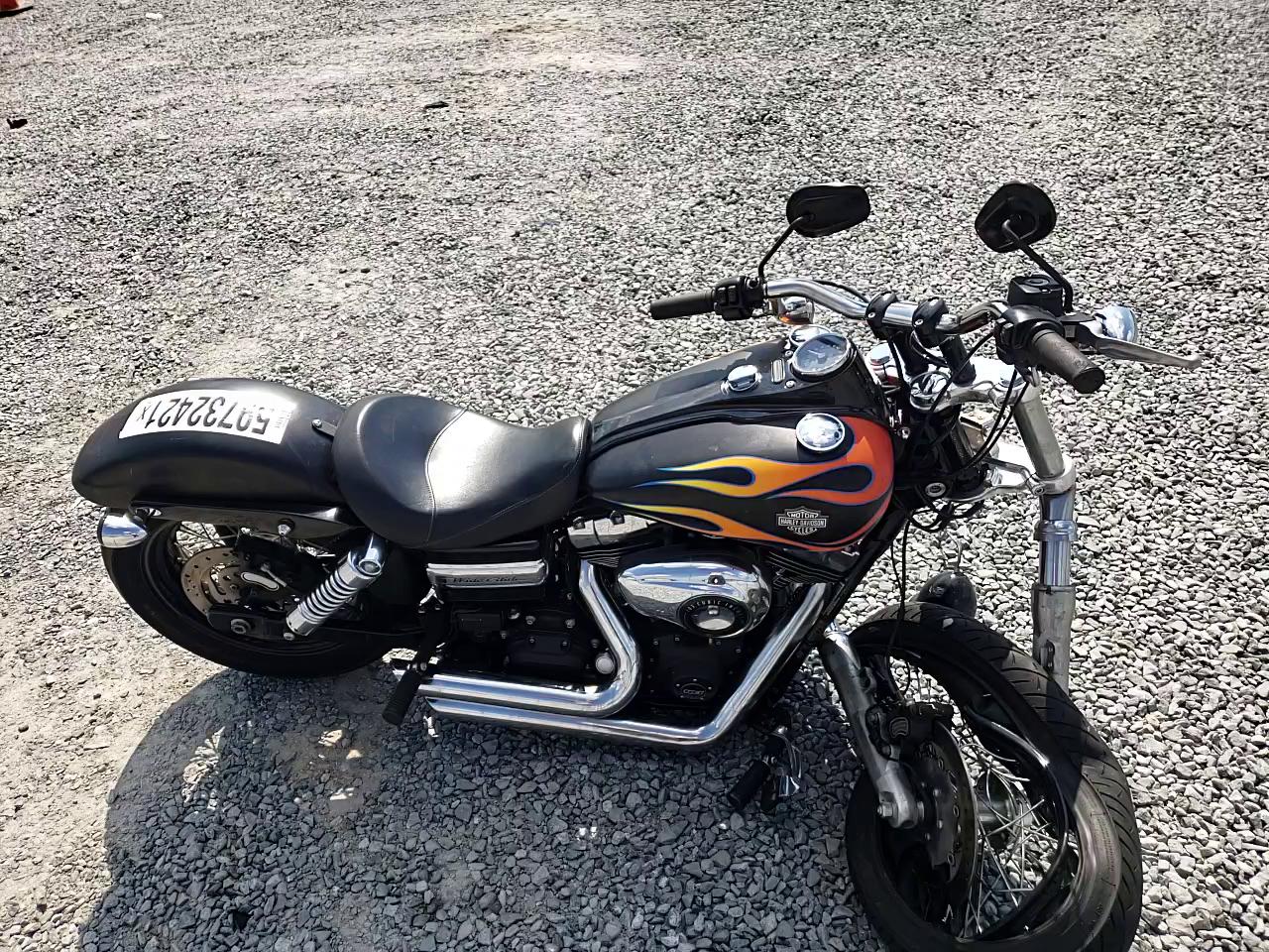 2015 HARLEY-DAVIDSON FXDWG DYNA 1HD1GPM11FC318162
