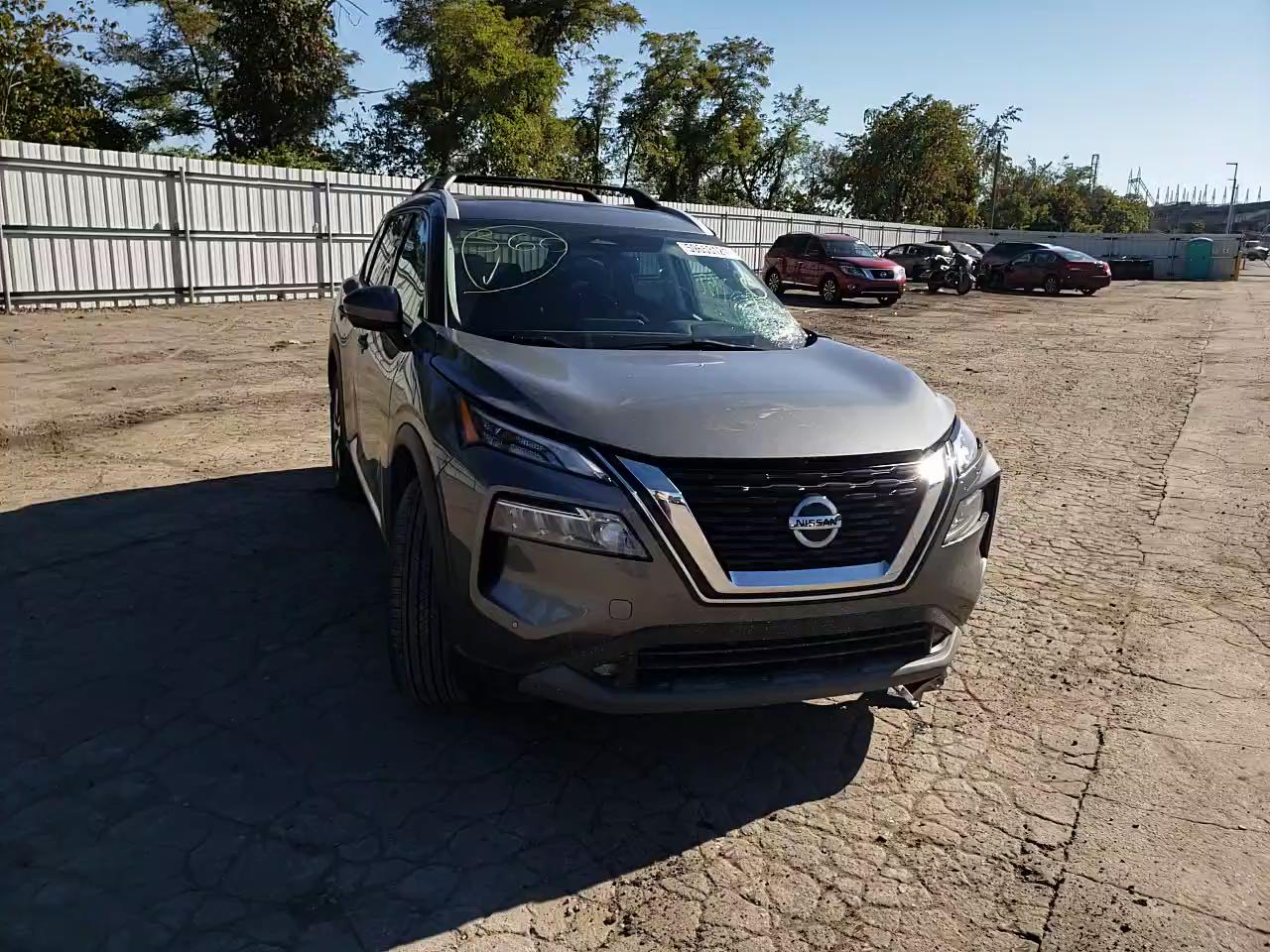 2021 NISSAN ROGUE SL 5N1AT3CB5MC800108