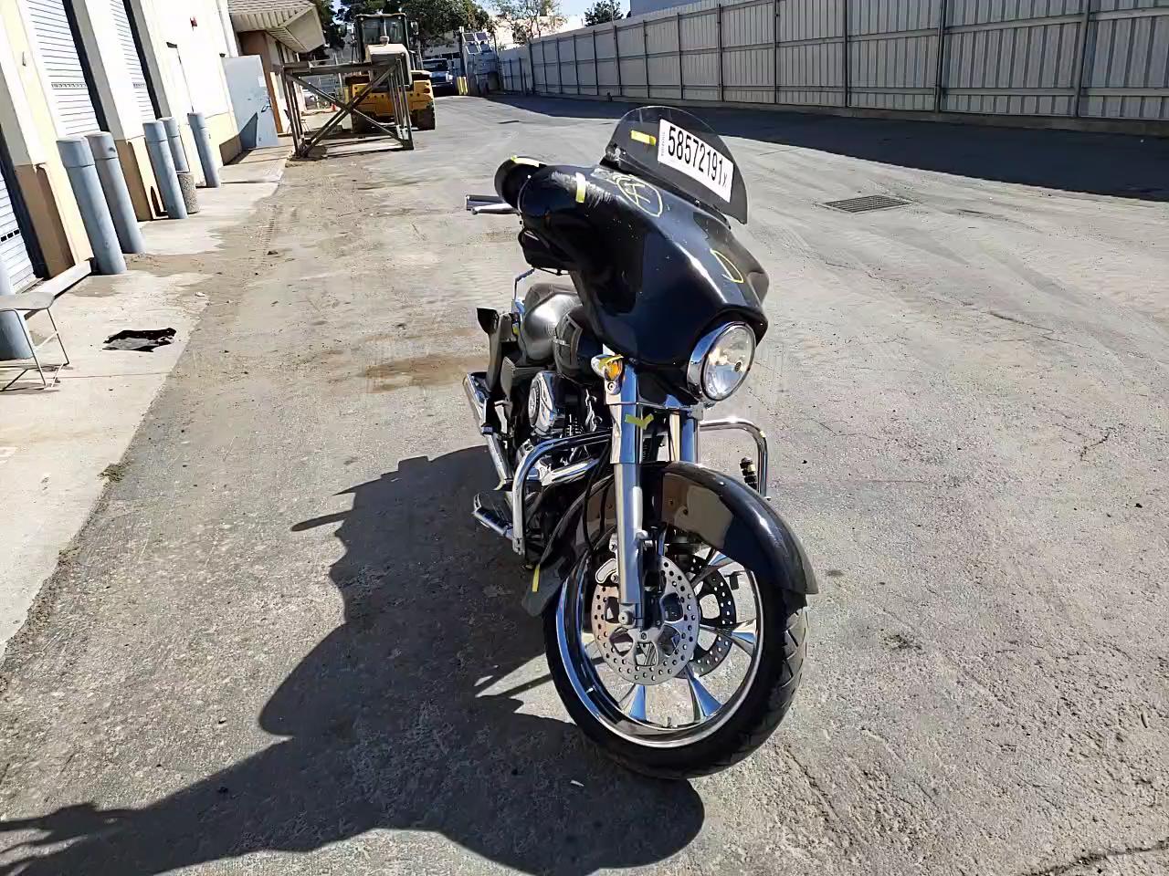 2007 HARLEY-DAVIDSON FLHX CALIF 1HD1KB4387Y621401