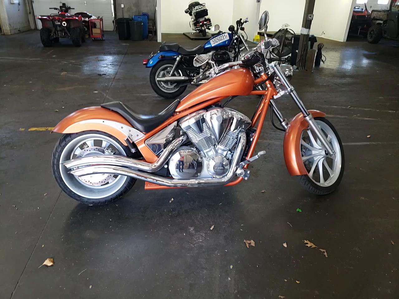 2011 HONDA VT1300 CX JH2SC6106BK100653