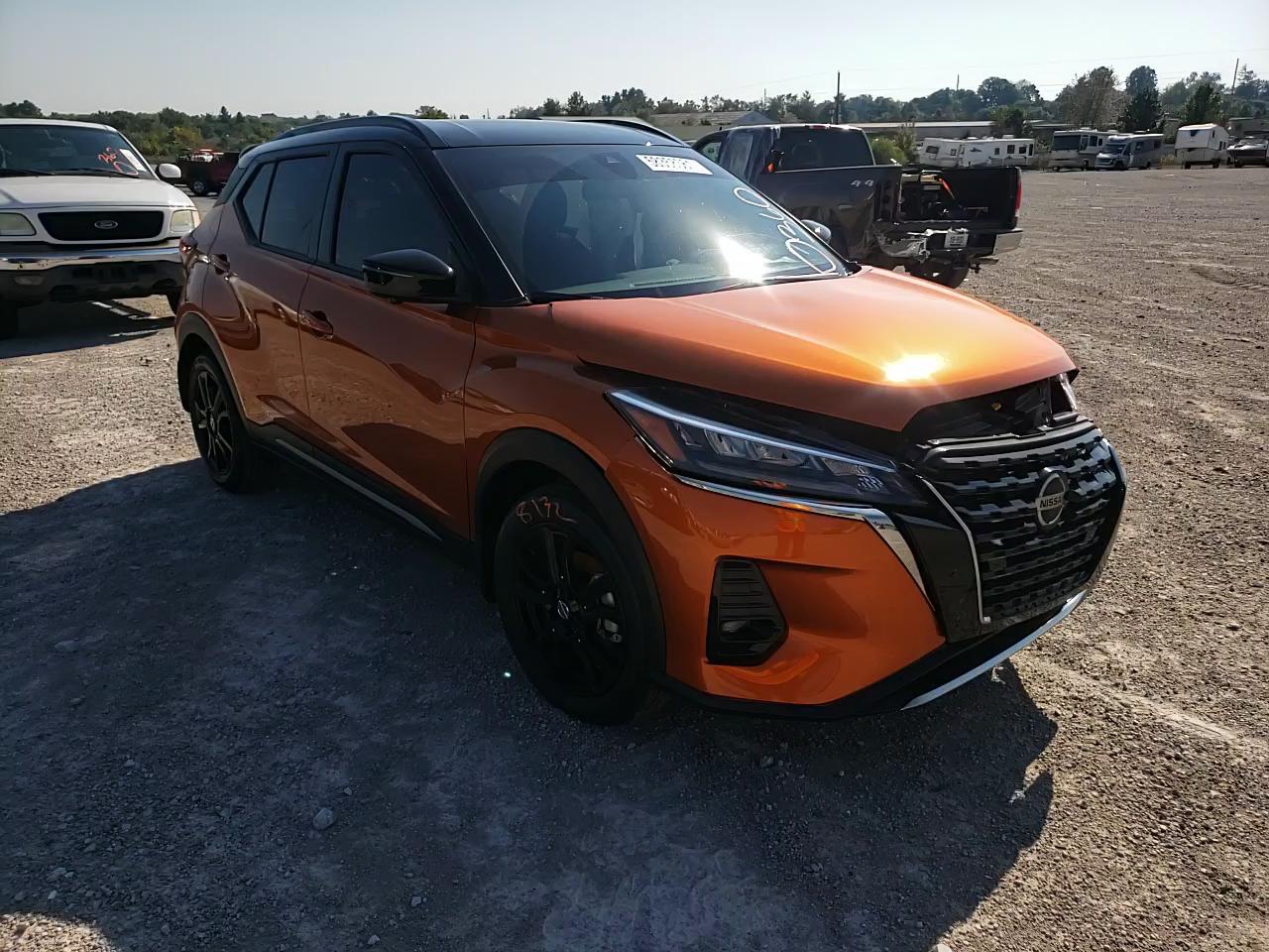 2021 NISSAN KICKS SR 3N1CP5DV7ML471702