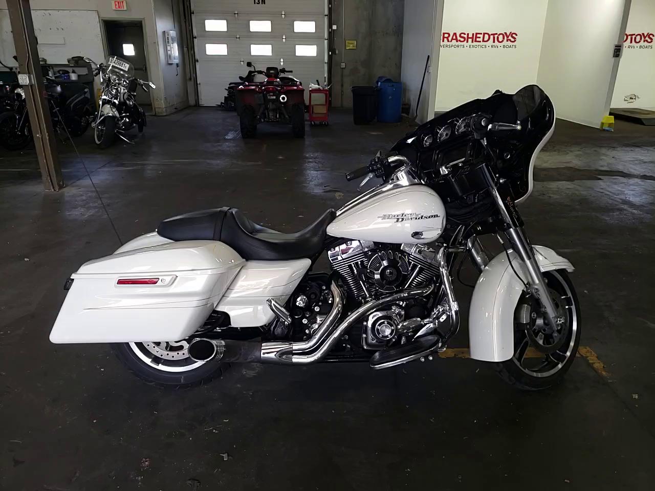 2014 HARLEY-DAVIDSON FLHXS STRE 1HD1KRM18EB709050