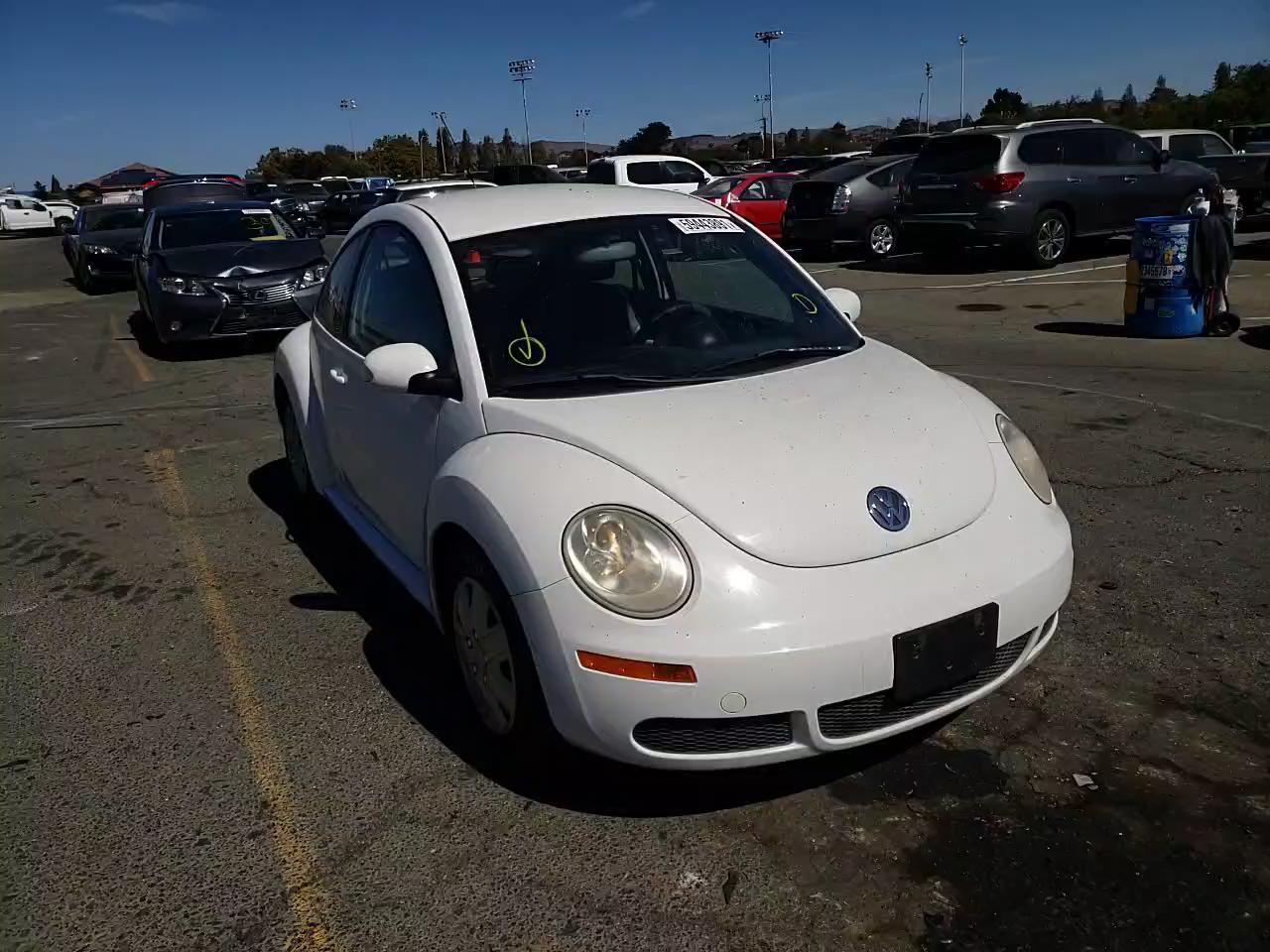 2010 VOLKSWAGEN NEW BEETLE 3VWPG3AG1AM014900