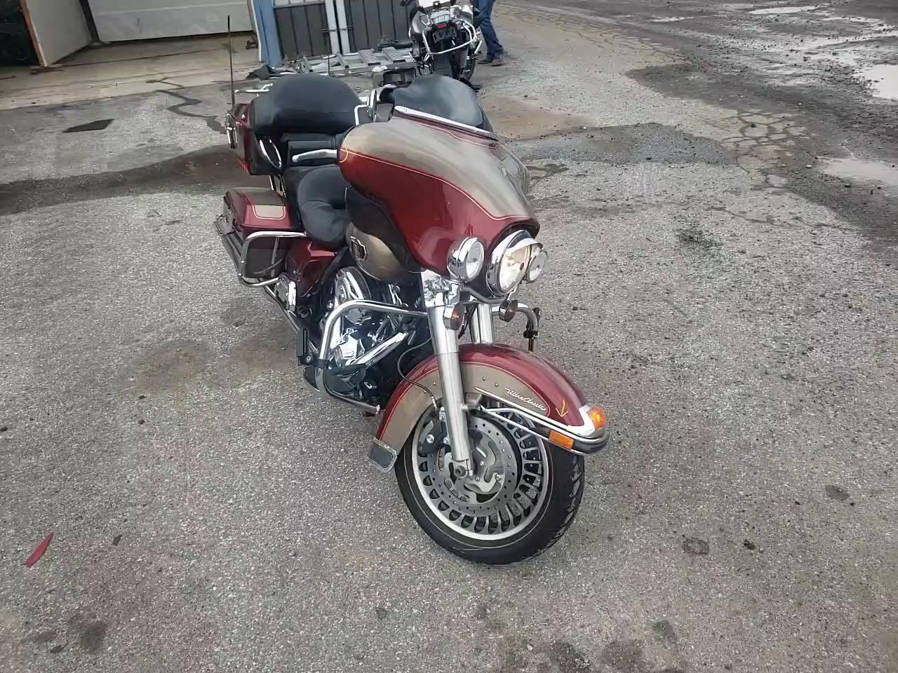 2009 HARLEY-DAVIDSON FLHTCU 1HD1FC4199Y624674
