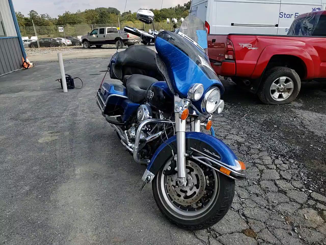2008 HARLEY-DAVIDSON FLHTCUI 1HD1FC4198Y671282