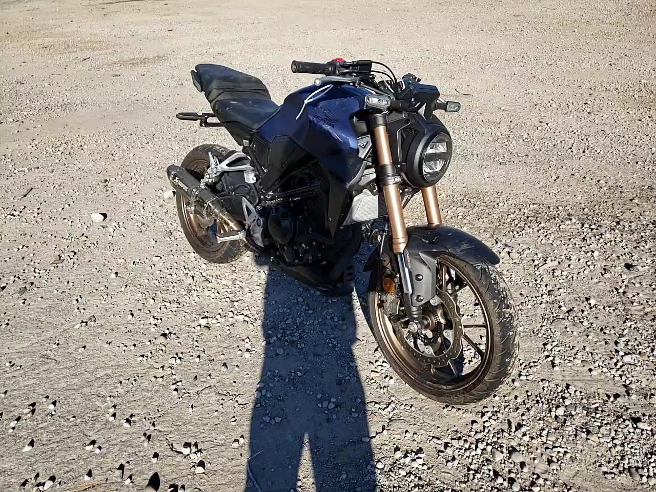 2020 HONDA CBF300 NA MLHNC555XL5000686
