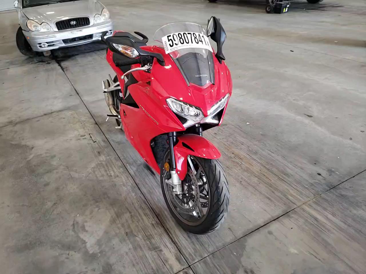 2014 HONDA VFR800 F JH2RC7910EK000103