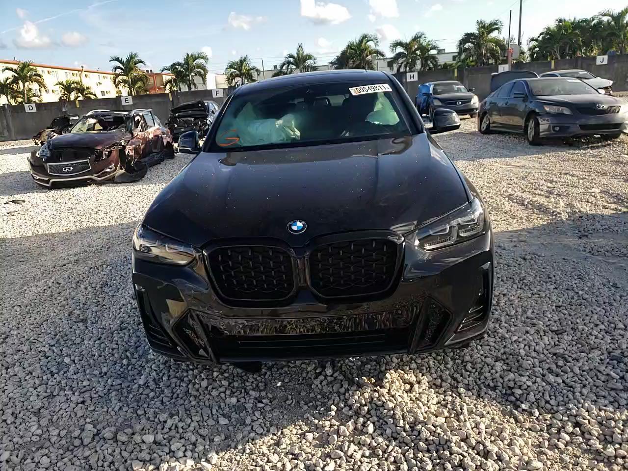 2022 BMW X4 XDRIVE3 5UX33DT08N9J01943