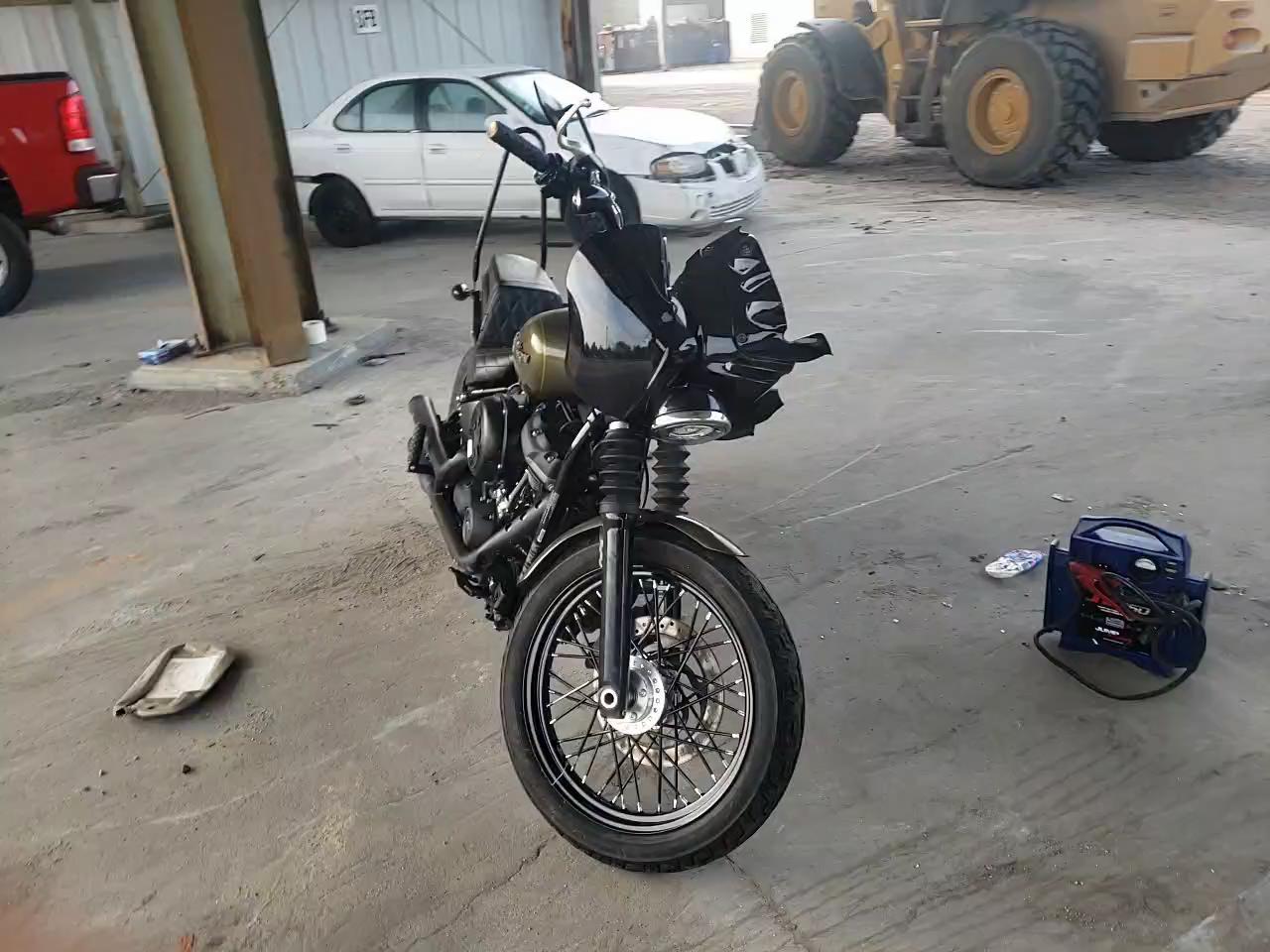 2018 HARLEY-DAVIDSON FXBB STREE 1HD1YJJ13JC079320