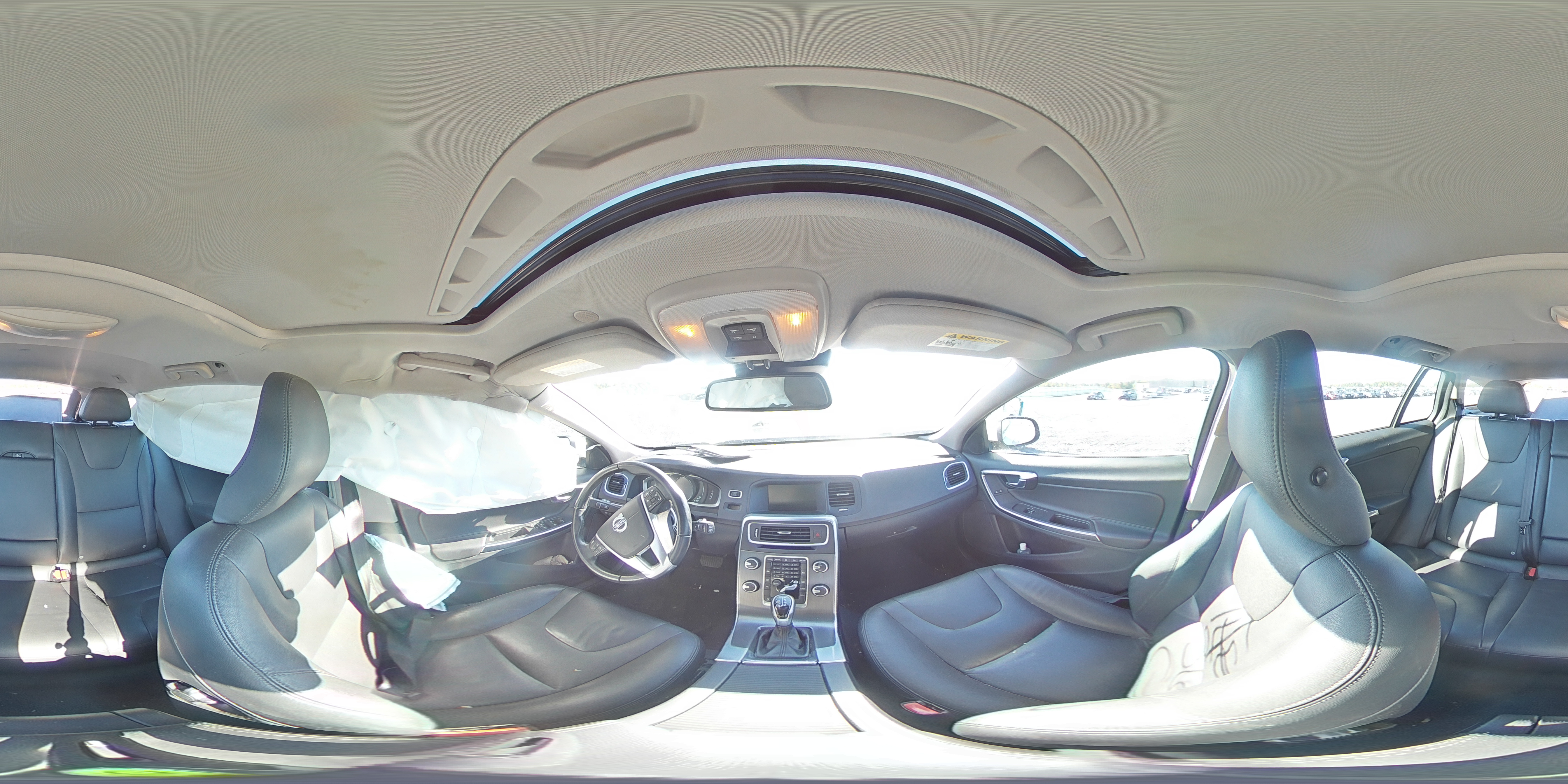 2015 VOLVO V60 PREMIE YV140MEB0F1200618
