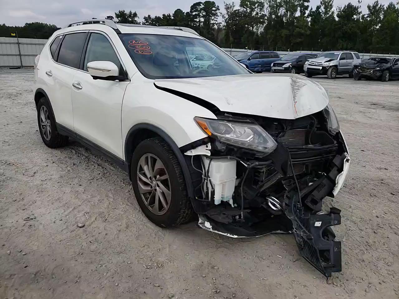 2015 NISSAN ROGUE S/SL 5N1AT2MT2FC872307