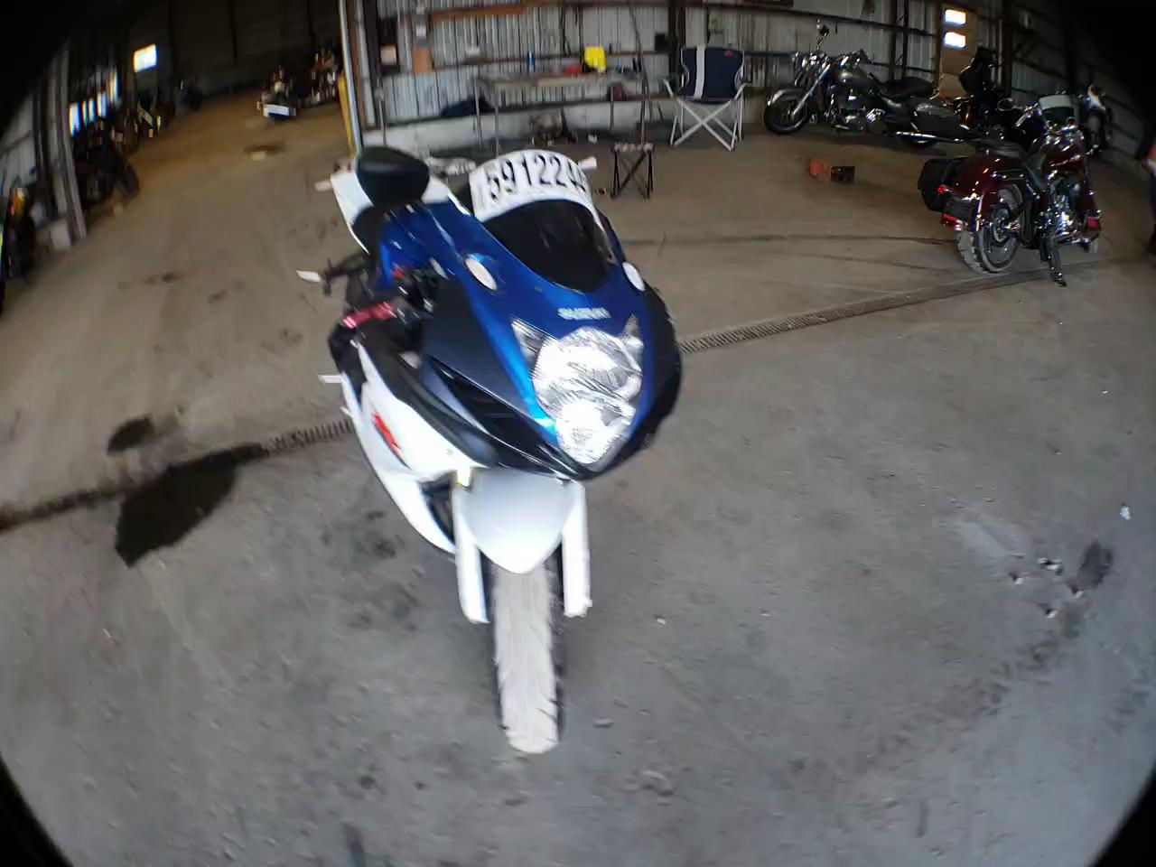 2011 SUZUKI GSX750 JS1GR7MAXB2102908