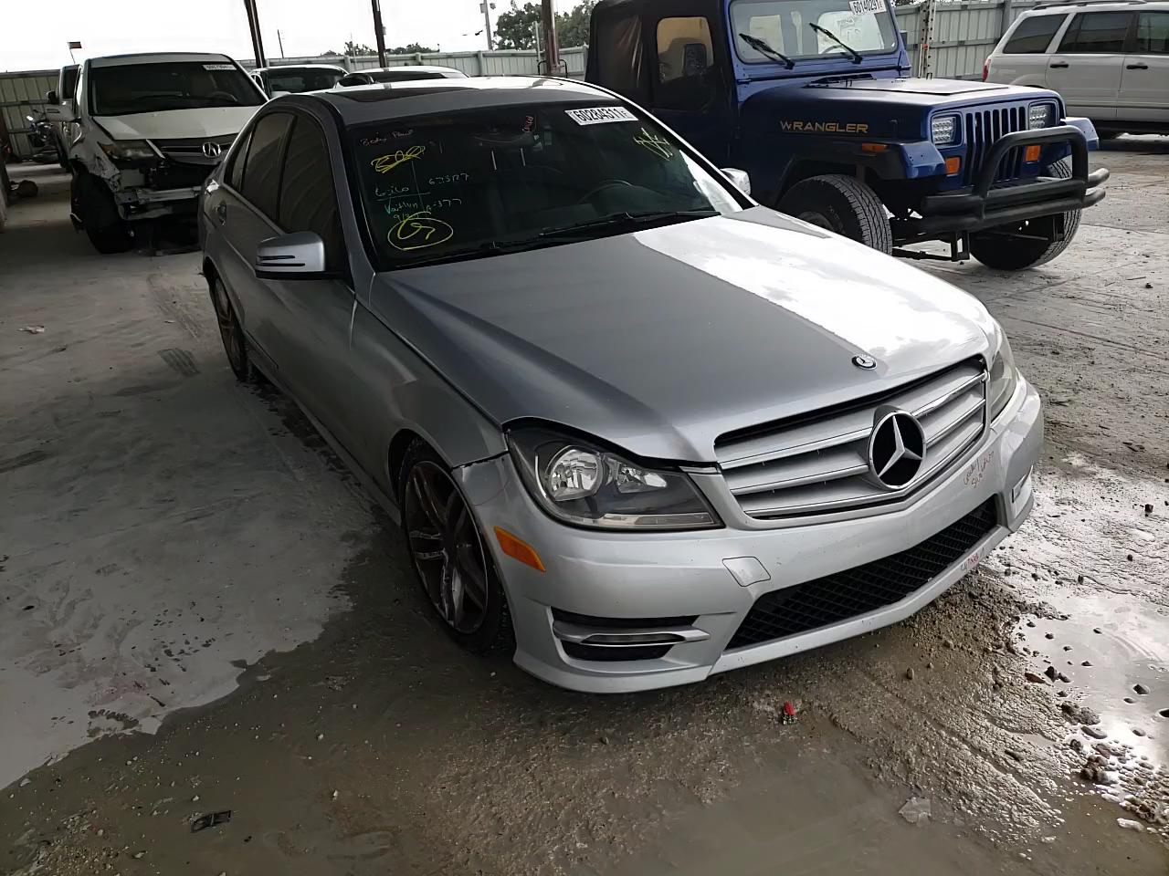 2012 MERCEDES-BENZ 350 WDDGF8BB0CR230489