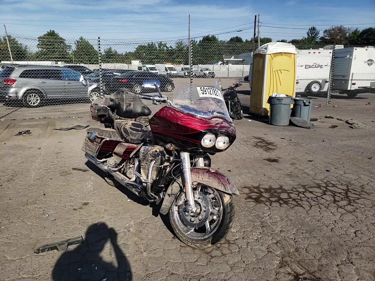 2011 HARLEY-DAVIDSON FLTRUSE 1HD1TA815BB956854